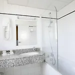 Otel Marais De Launay 3*