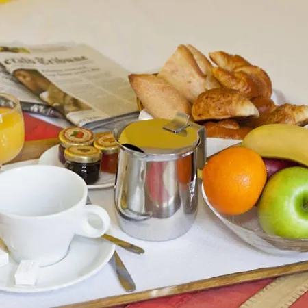 Marais De Launay Hotel Paris
